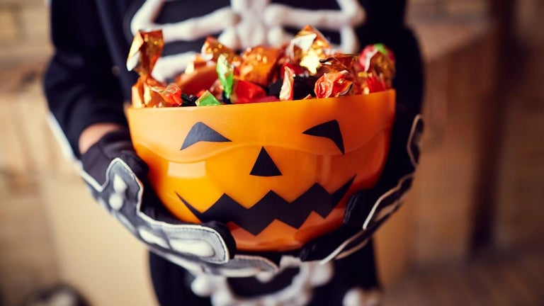 Halloween Candies: Listing the 30 Best