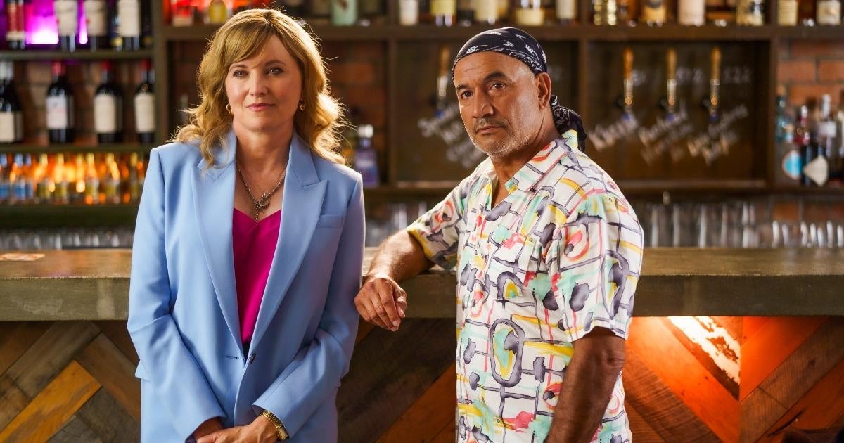 lucy-lawless-temuera-morrison-my-life-is-murder-exclusive-clip