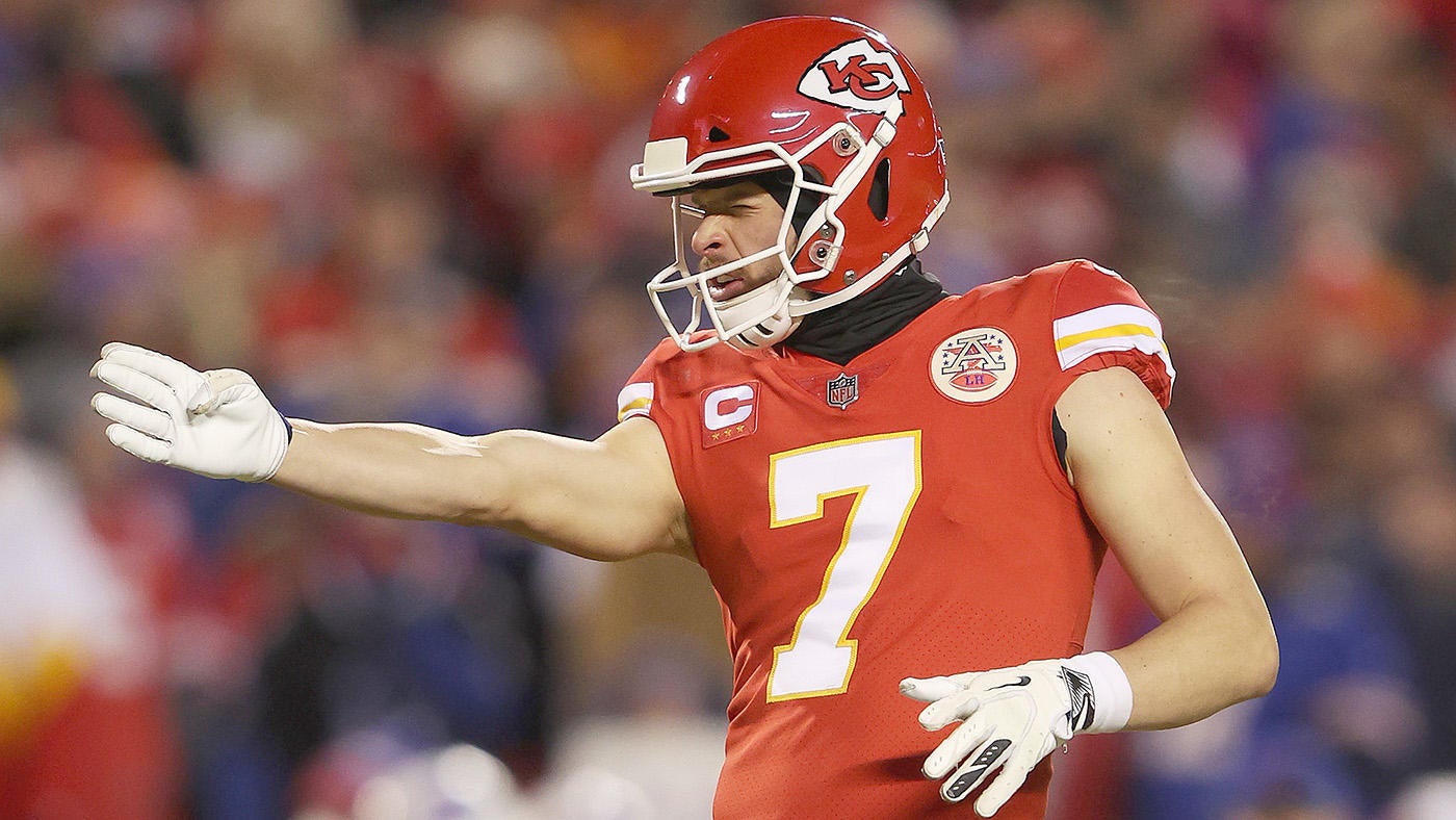 Harrison Butker sets Chiefs record by drilling 62-yard field goal after improbable drive from Patrick Mahomes