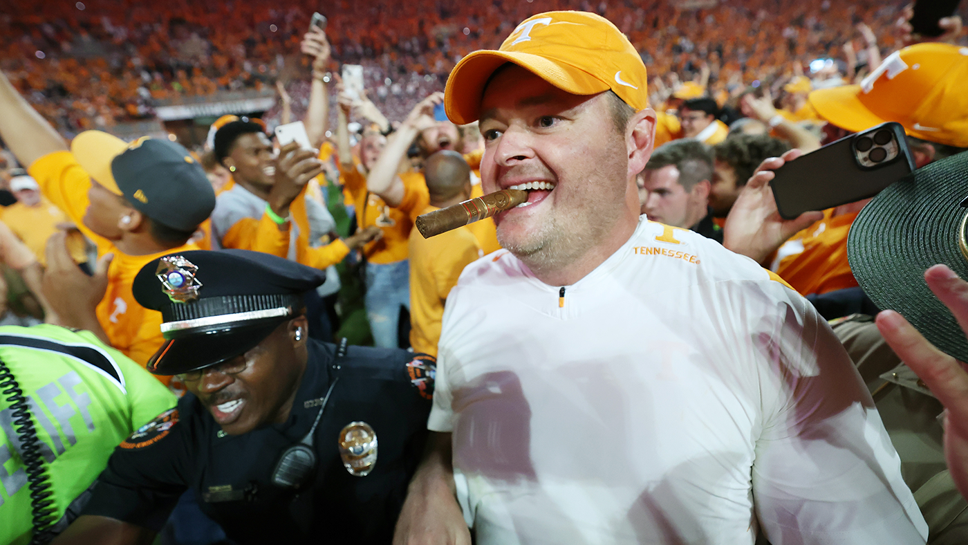 Tennessee brushes past 15 years of Alabama smoke in triumphant, program-reviving rivalry win thumbnail