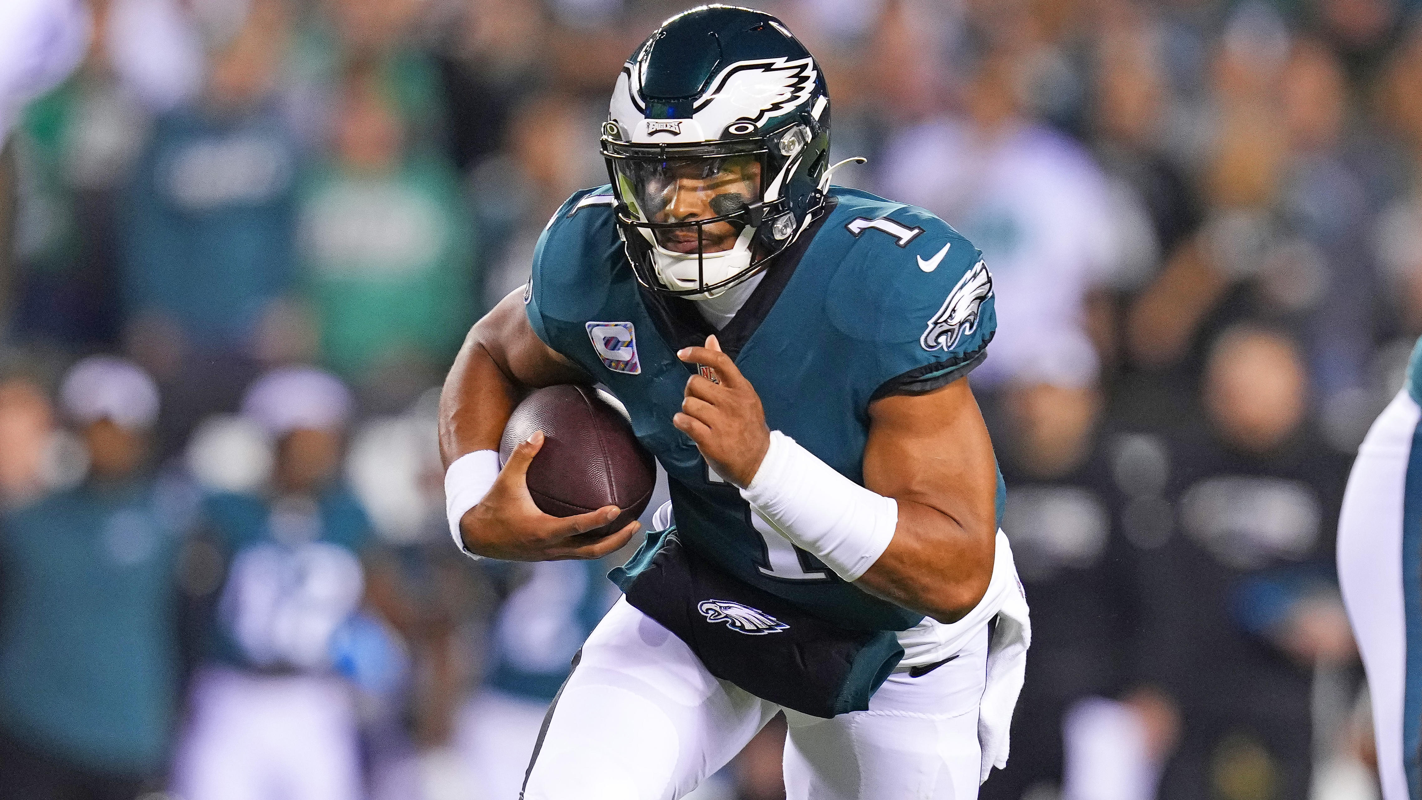 Jalen Hurts shows Cowboys just how good he now is, changing narrative in primetime as Eagles go to 6-0