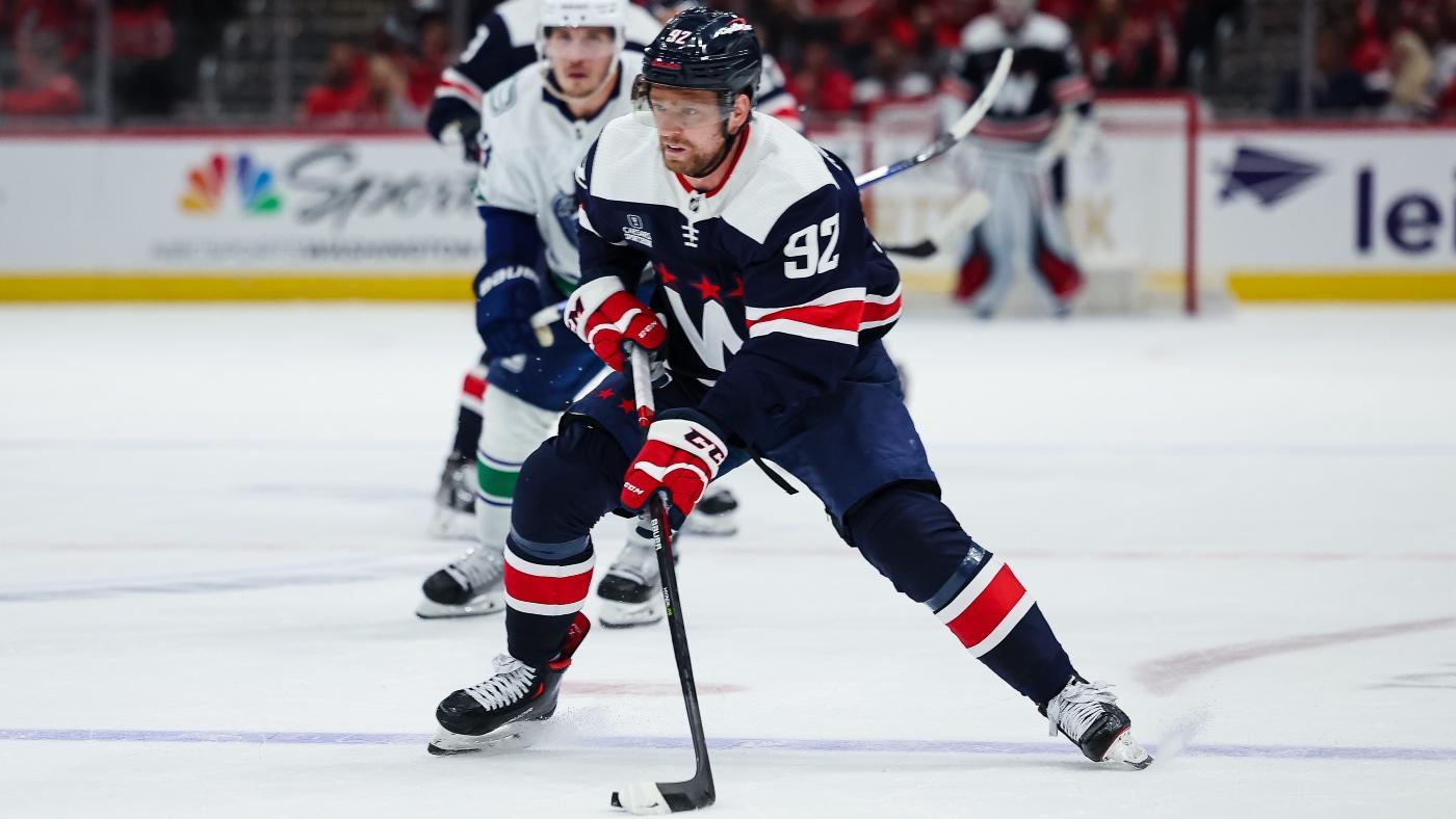 Capitals' Evgeny Kuznetsov suspended one game for high-sticking Canucks' Kyle Burroughs