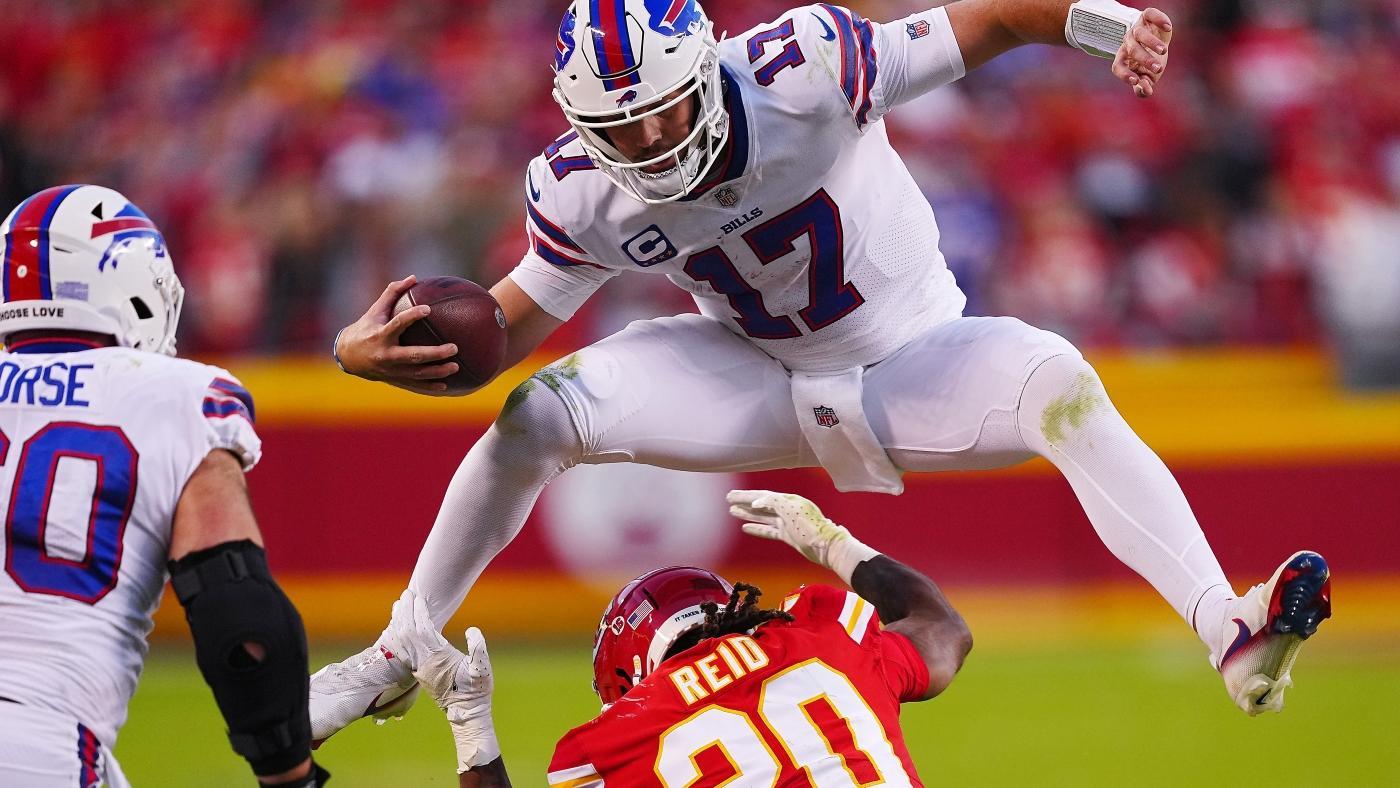 LOOK: Josh Allen's leap over Chiefs defender immortalized as Buffalo street name becomes 'Hurdle Ave'