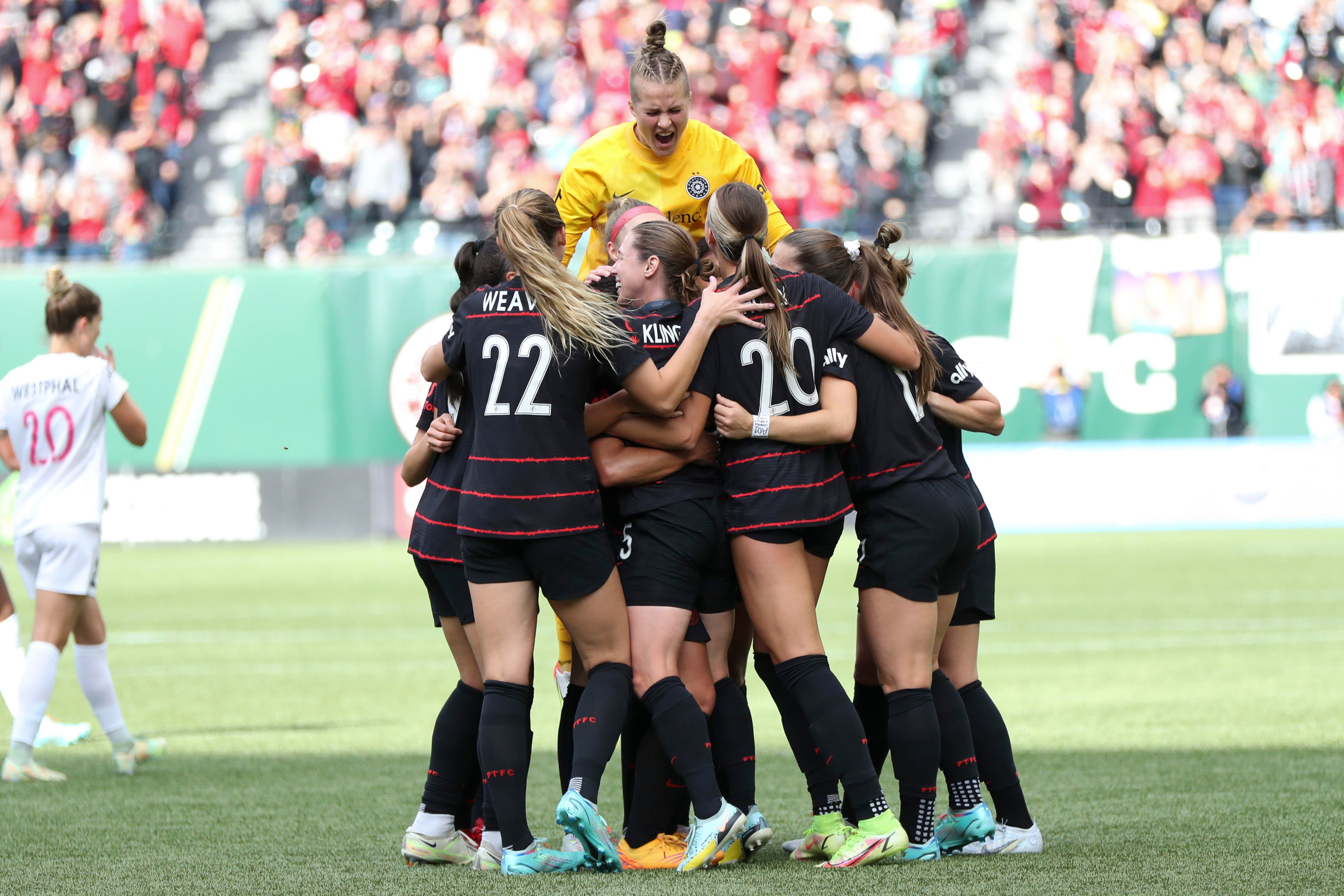 The Portland Thorns and Kansas City Current tangle in the NWSL championship  : NPR