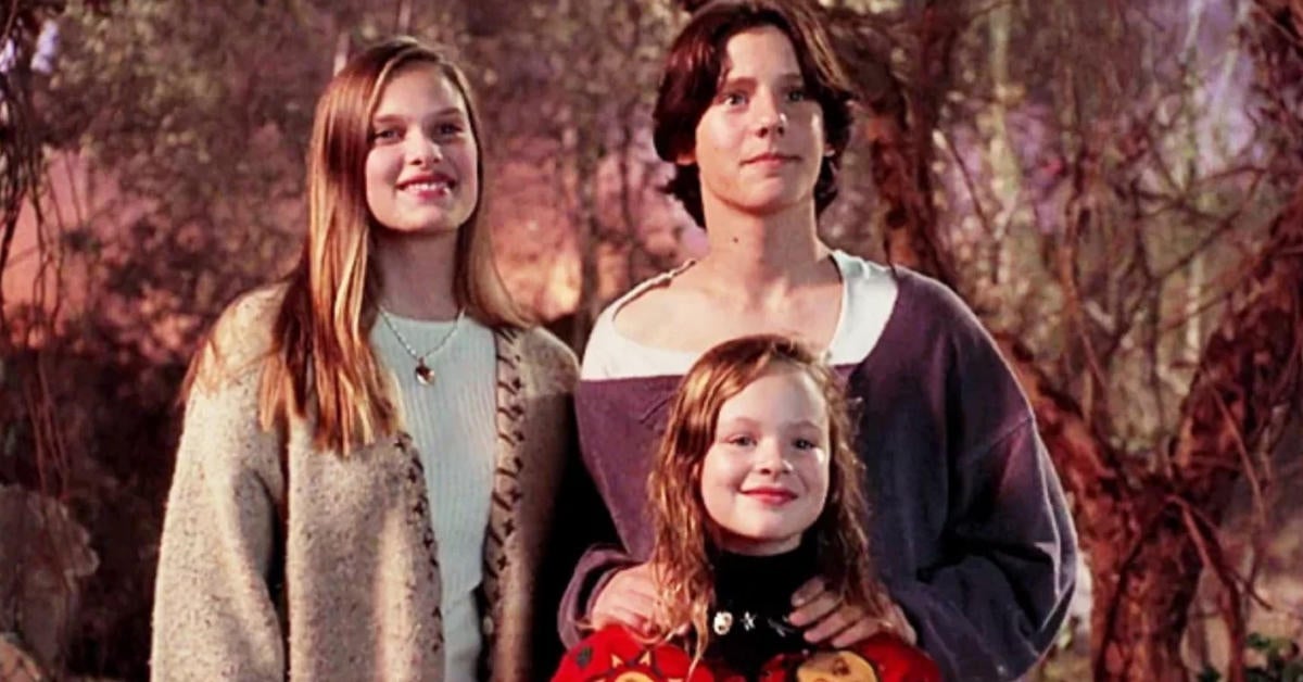 Hocus Pocus Star Excited for Third Film, Open to Making a Return