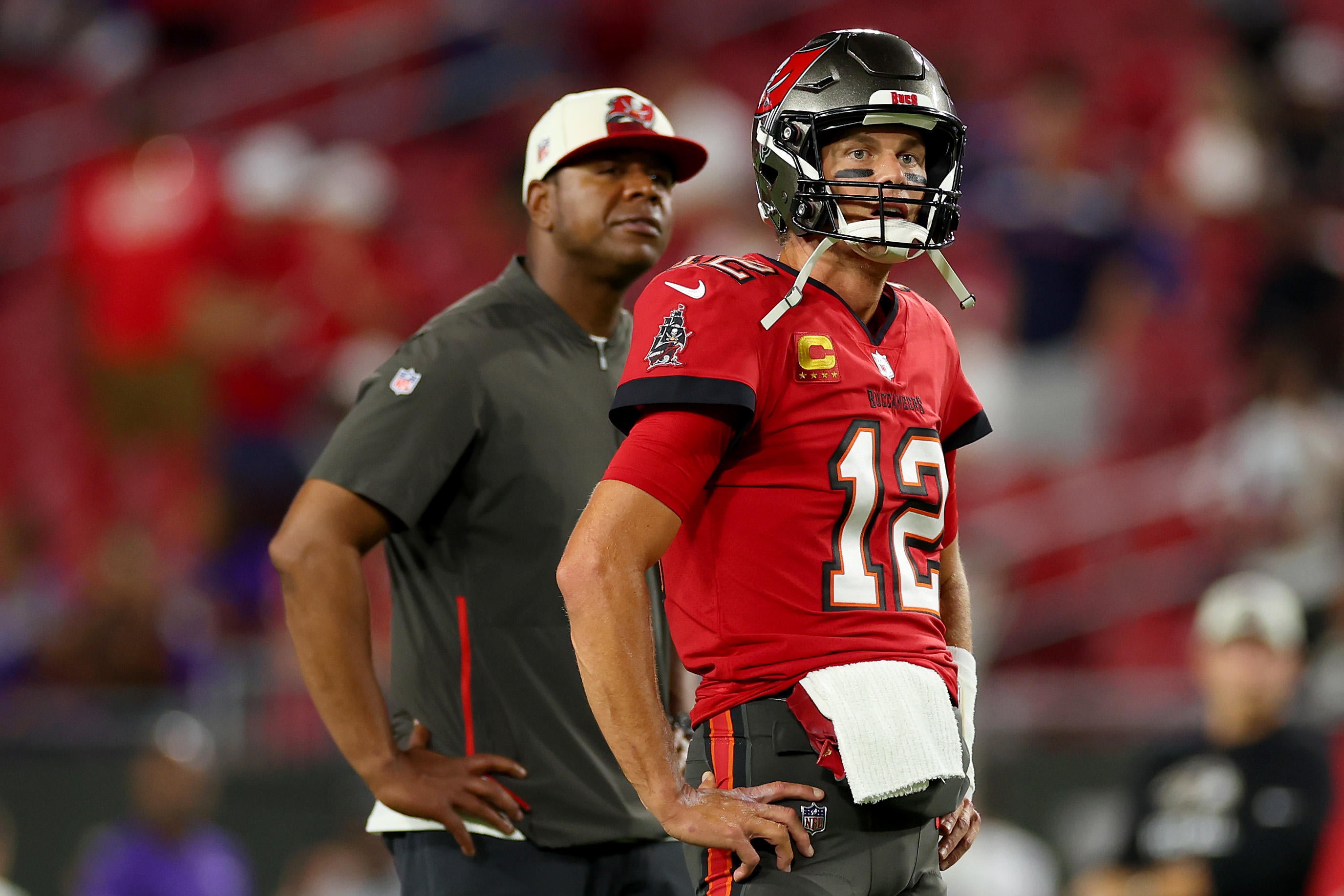 Tom Brady sends message to Buccaneers after 3-5 start: 'We haven't earned it and we got to go earn it'