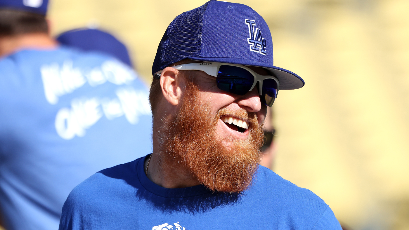 Dodgers' Justin Turner wins 2022 MLB Roberto Clemente Award, will be honored at World Series Game 3