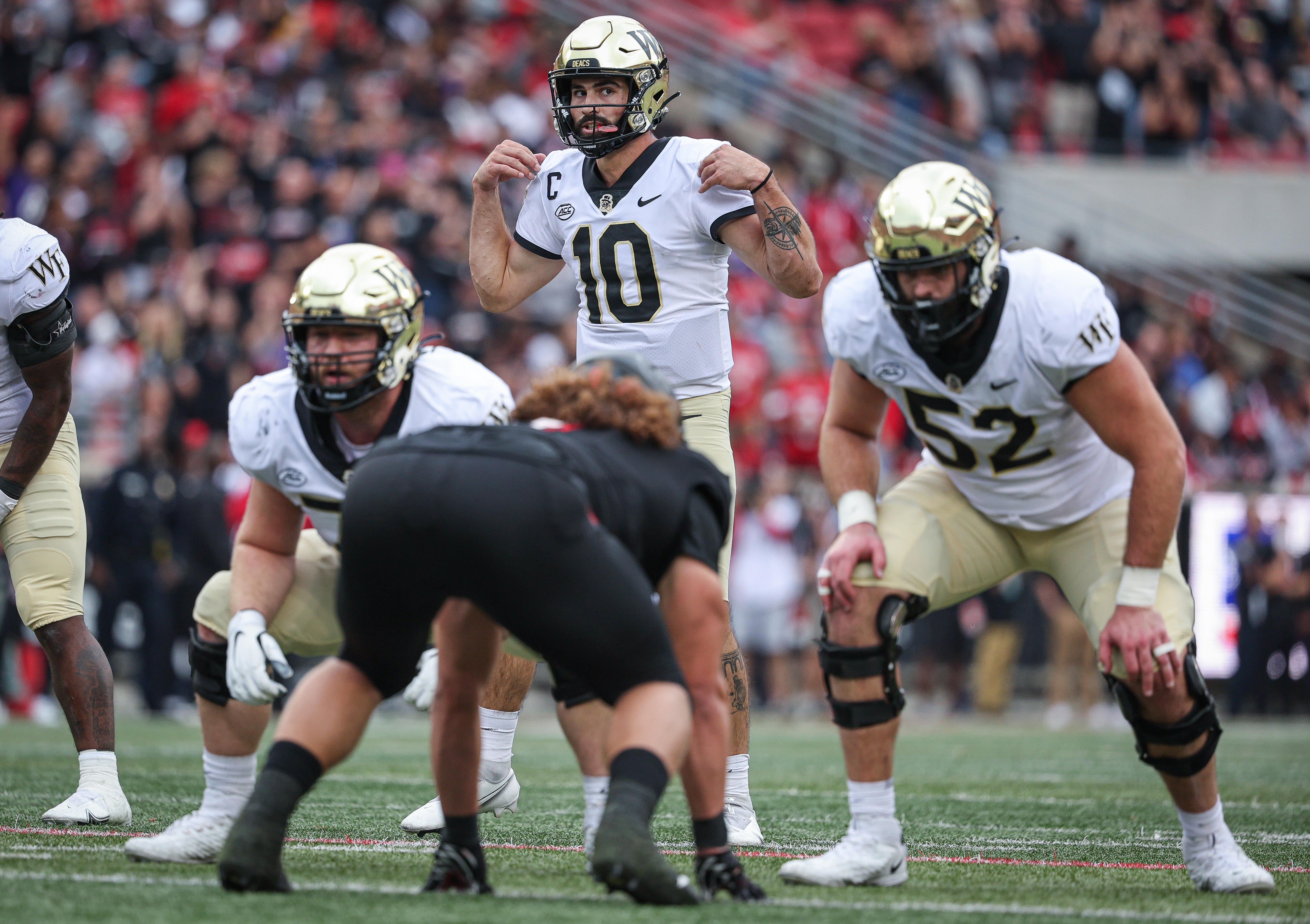 CFB Week 10 ATS: Sam Hartman and Wake Forest look to bounce back