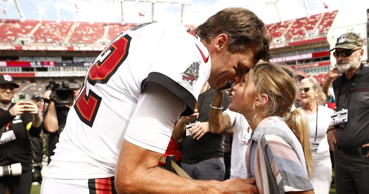 tom-brady-halloween-kids-gisele-bundchen-divorce