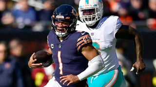 Bears QB Justin Fields had a brutal first half vs. Texans