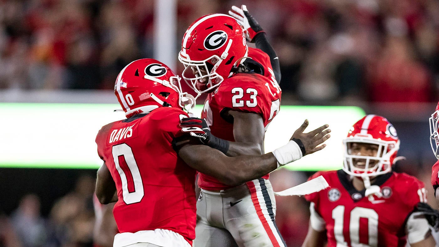 Breaking down the latest College Football Playoff Rankings, plus are the Packers really done?