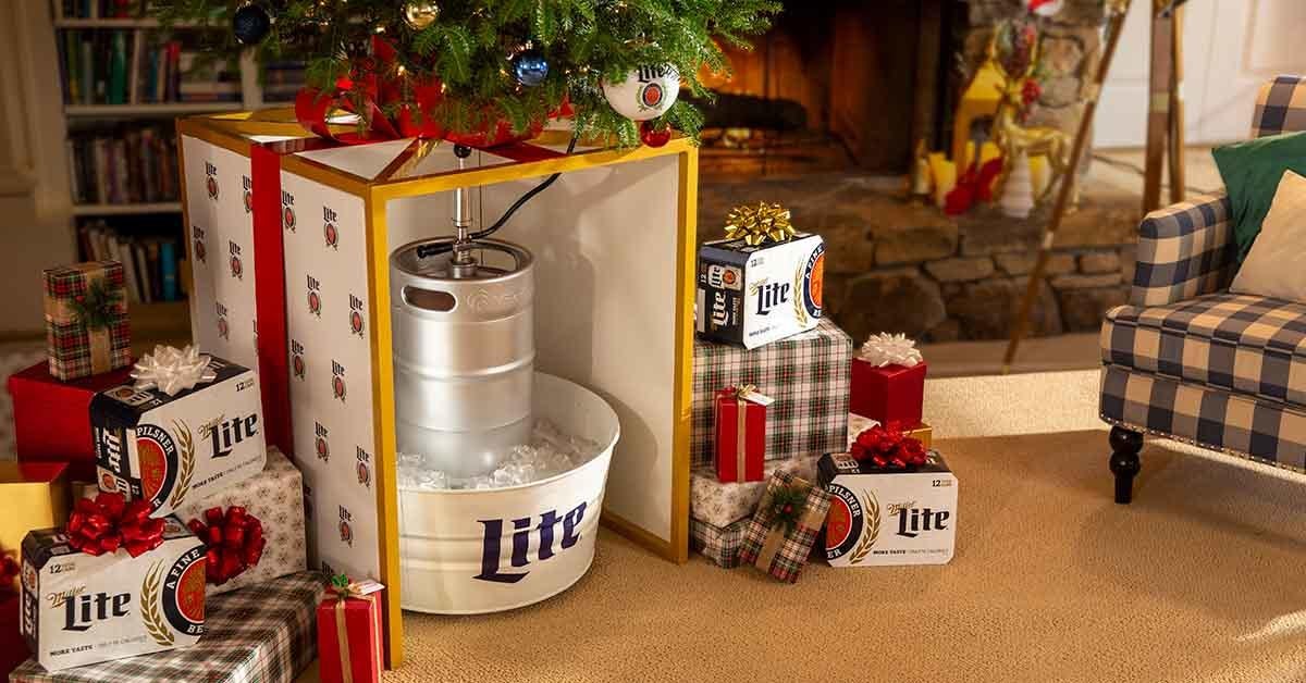 miller-lite-christmas-tree-keg.jpg miller-lite-christmas-tree-keg.jpg