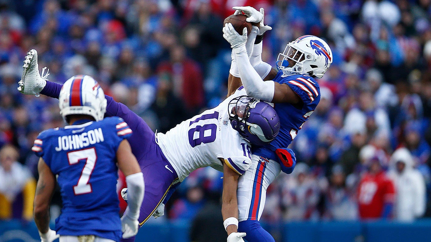 Ranking NFL's 10 greatest catches of all time: Where Justin Jefferson's circus grab vs. Bills fits in