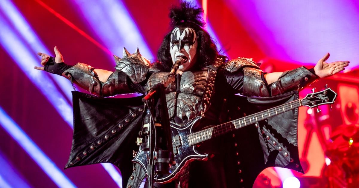 Gene Simmons passa mal e show do KISS em Manaus é interrompido