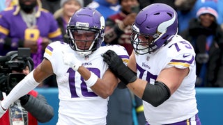 NFL Week 11 picks: Titans shock Packers, Vikings beat stumbling