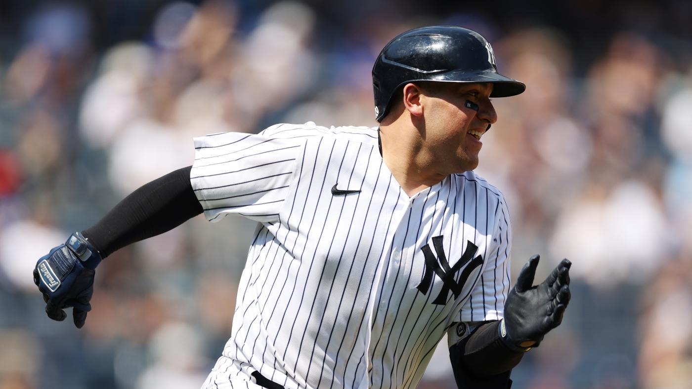 LOOK: Yankees' Jose Trevino shows up to son's career day in full uniform, catcher's gear