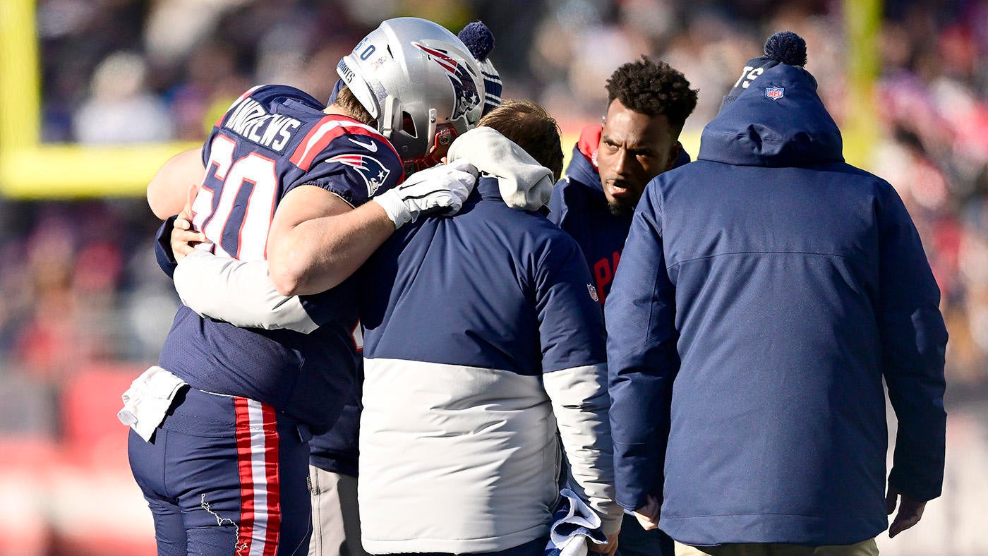 Patriots fear center David Andrews suffered season-ending thigh injury vs. Jets, per report