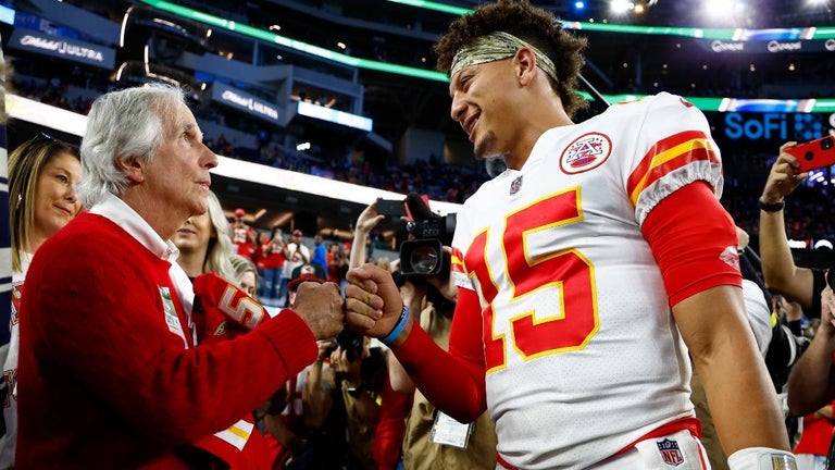 Henry Winkler Gushes Over Chiefs QB Patrick Mahomes After Meeting Him Before Game