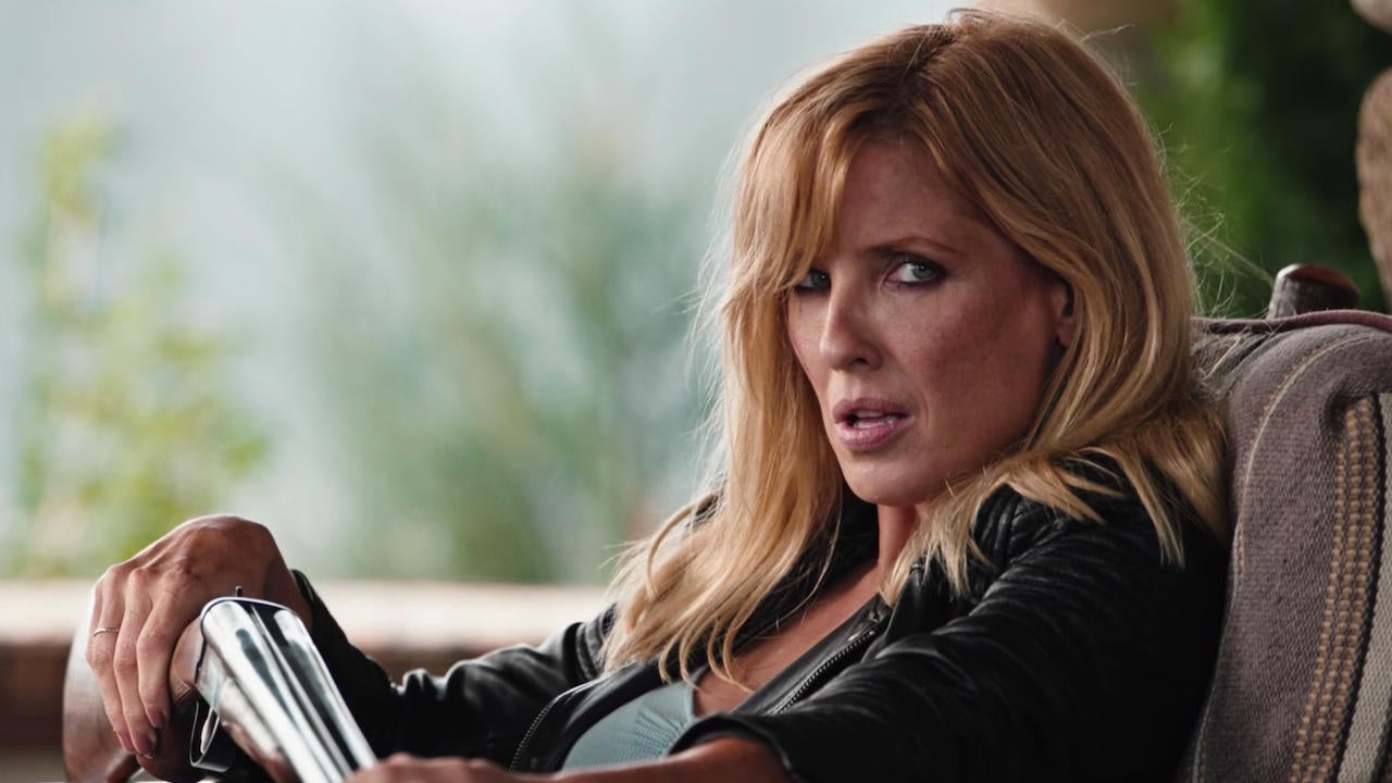 Yellowstone Star Kelly Reilly Says She Doesn't Always Agree With Taylor ...