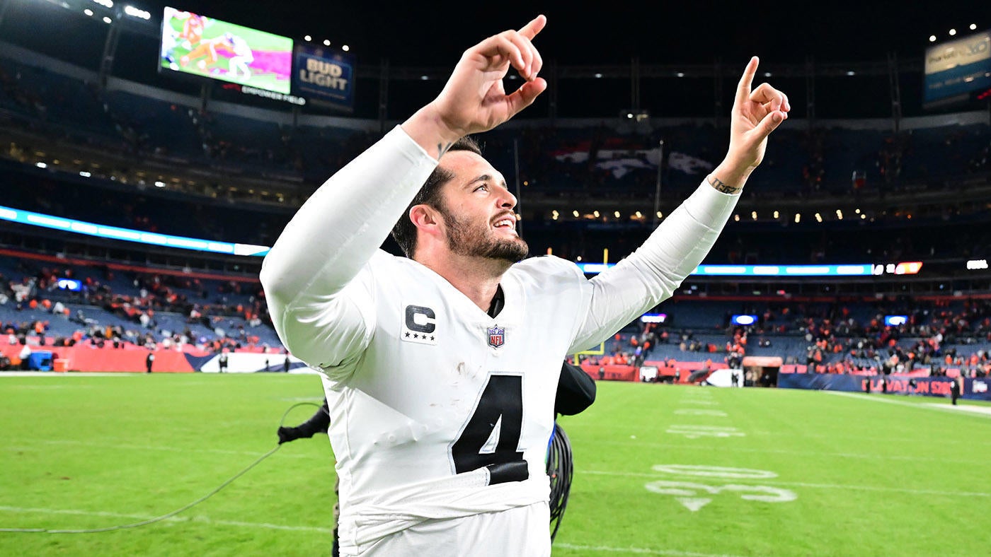 Derek Carr-Raiders drama continues: QB not planning to help franchise by extending key date in his contract