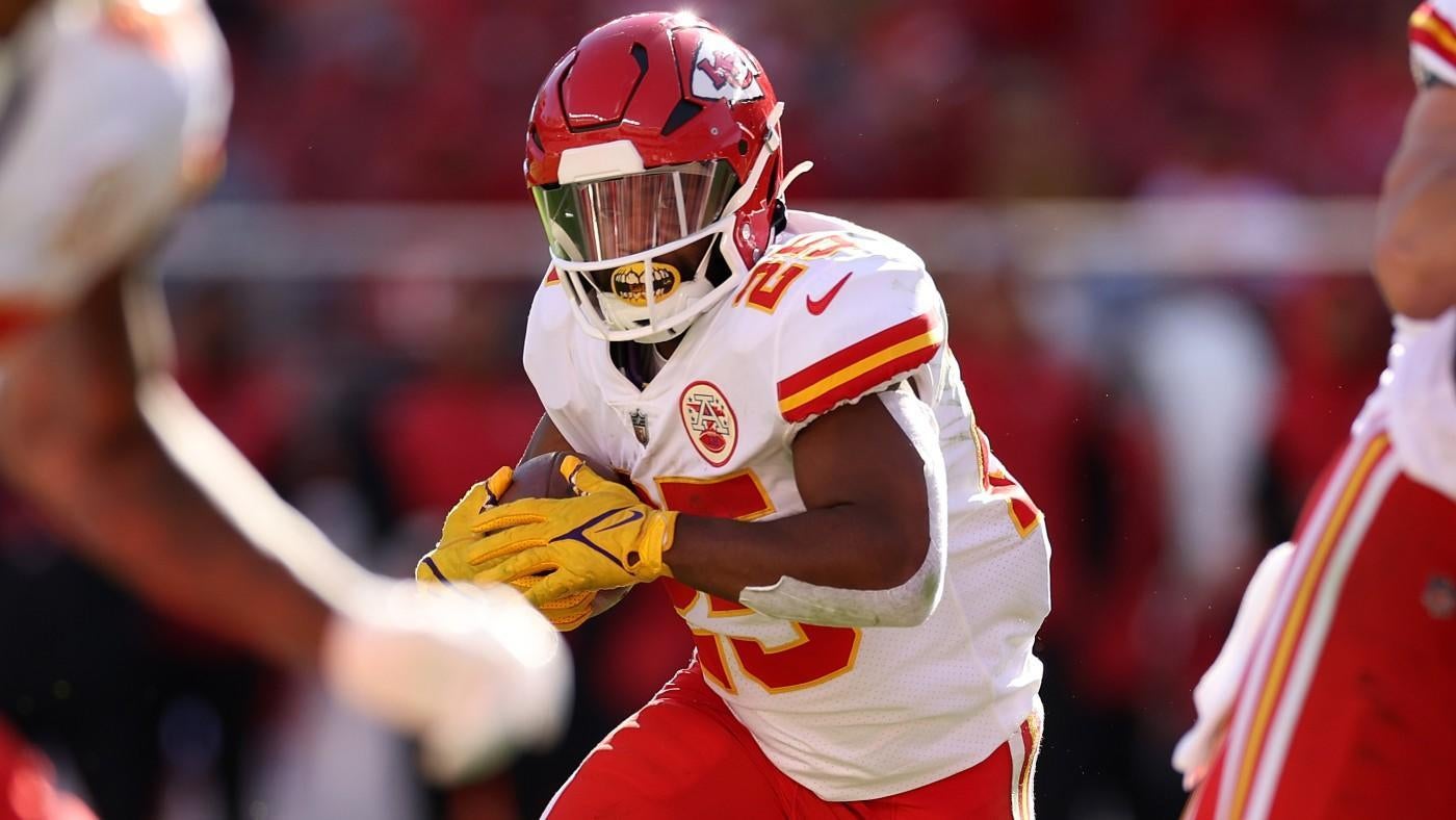 Chiefs' Clyde Edwards-Helaire placed on injured reserve, to miss at least four games with ankle injury