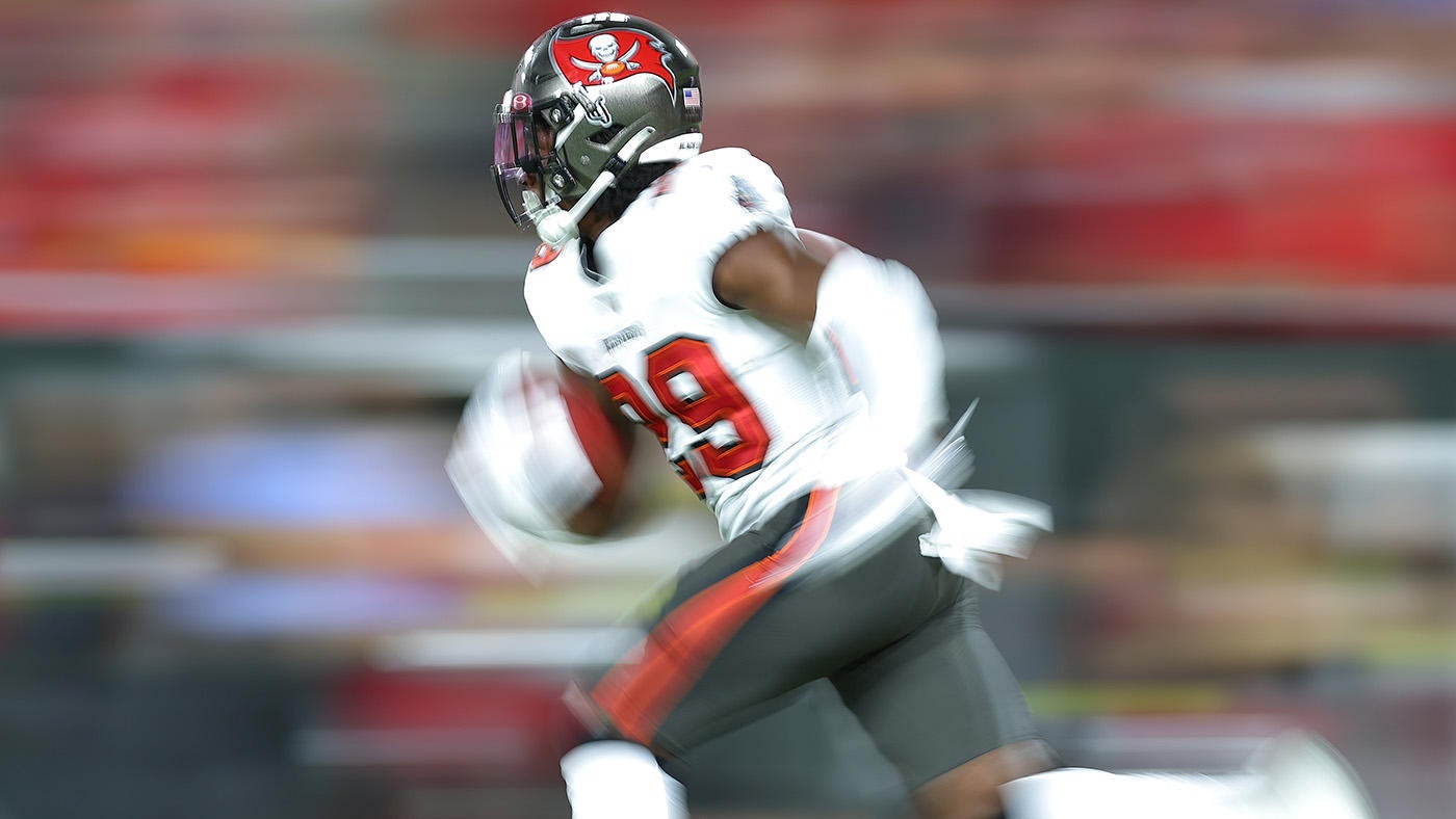 NFL scores, schedule, live Week 12 updates: Rookie RB rise continues as Rachaad White, Isiah Pacheco starting
