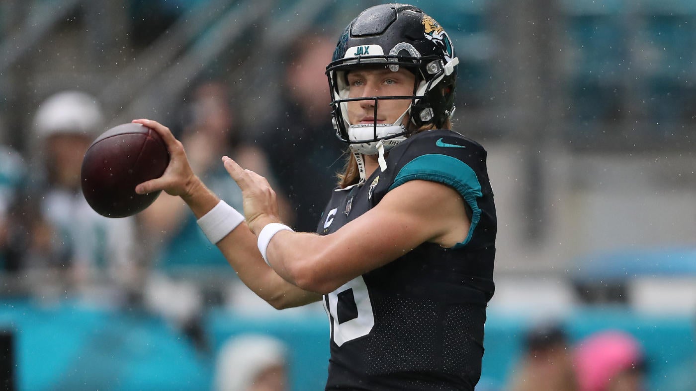 Weather delay hits NFL game: Kickoff of Ravens at Jaguars moved back after lightning spotted in Jacksonville
