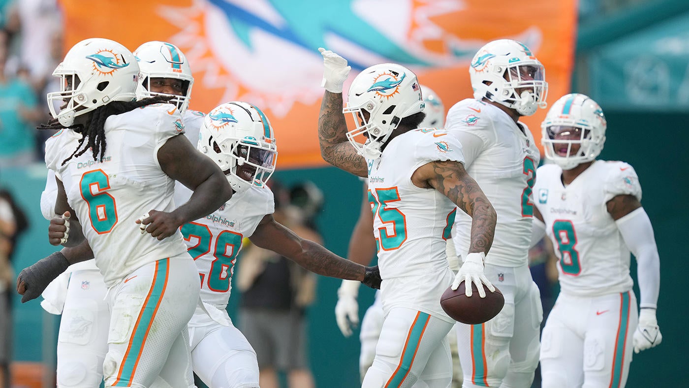 NFL scores, schedule, live Week 12 updates: Tua Tagovailoa, Dolphins build historic first-half lead vs. Texans