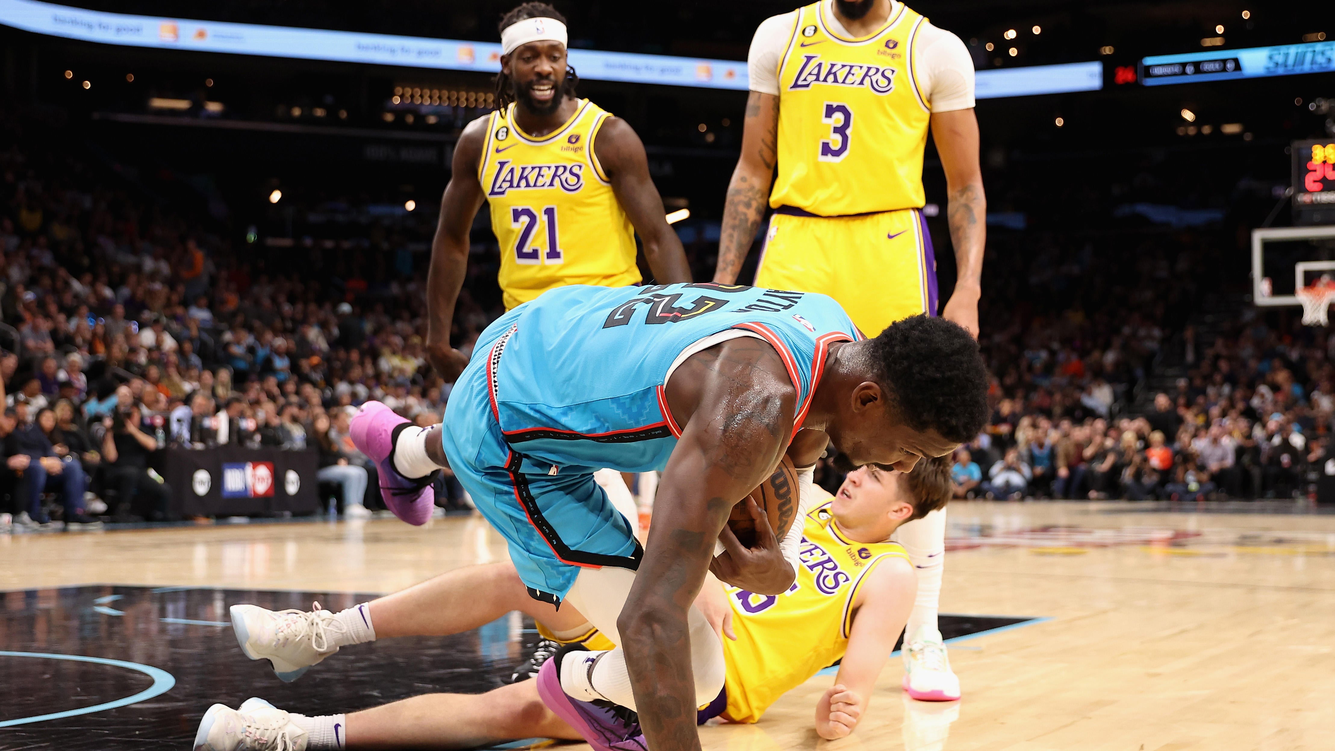 Lakers' Patrick Beverley says if he could do it over again, he would still shove Deandre Ayton: 'F--- him'
