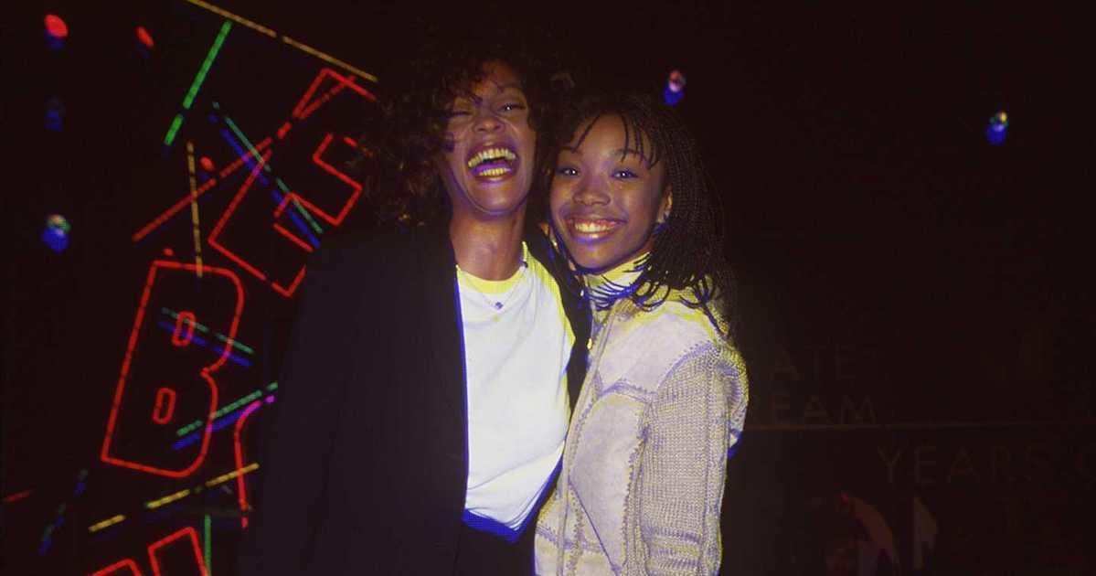 Brandy pays tribute to Whitney Houston's 1991 National Anthem