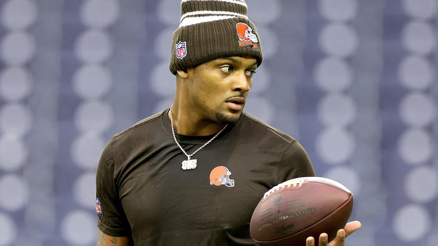 Browns' Deshaun Watson greeted by boos from Texans fans ahead of first game back from suspension