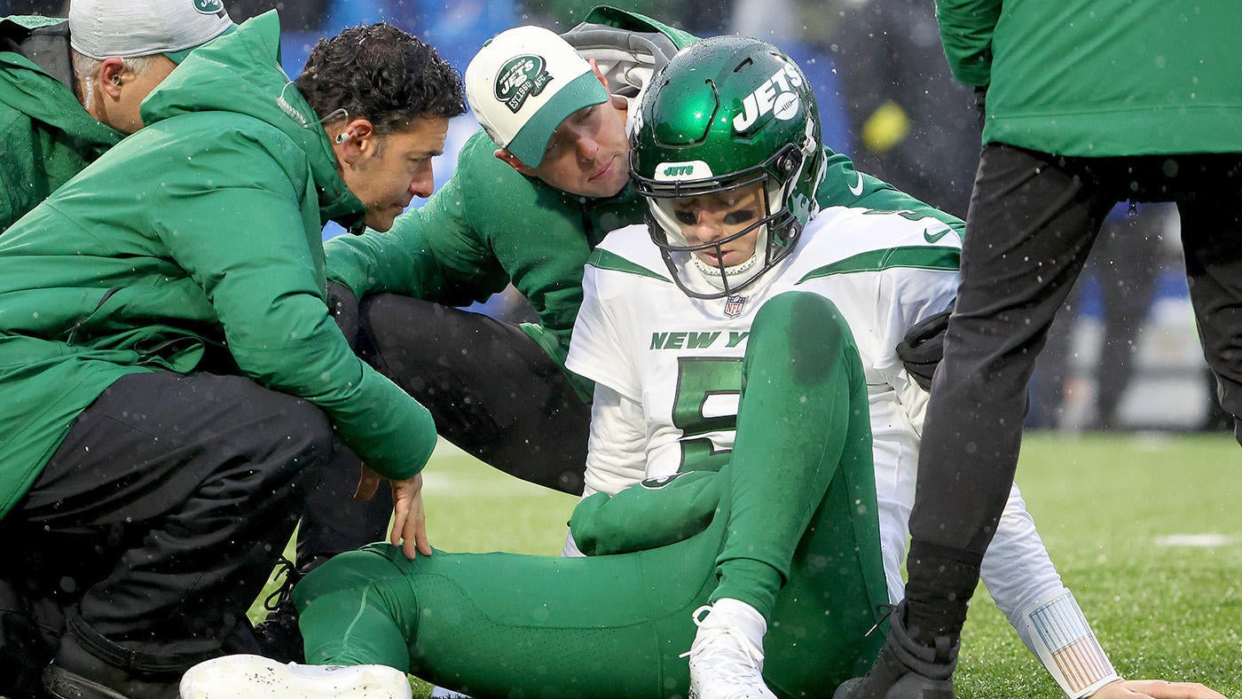 Jets' Mike White suffers rib injury in loss to Bills, heads to hospital after game as a precaution