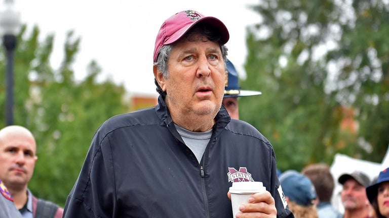 Mississippi State Football Coach Mike Leach Hospitalized