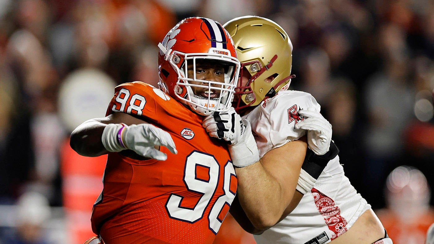 Draf NFL 2023: Clemson DE Myles Murphy menyatakan, akan melewati Orange Bowl sebagai calon pilihan lima besar