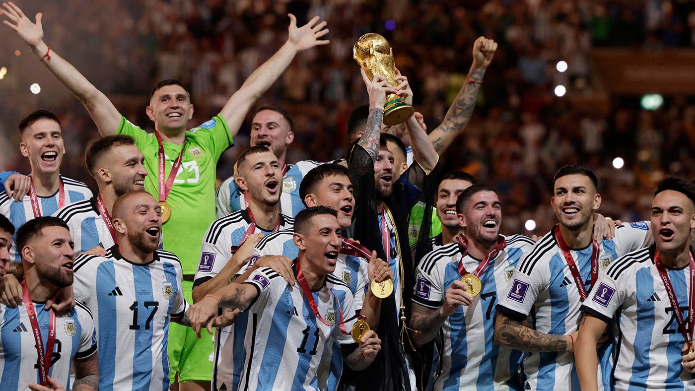 Lionel Messi mengakhiri buku cerita dengan kemenangan Piala Dunia, ditambah kekalahan Patriots paling bodoh yang pernah ada