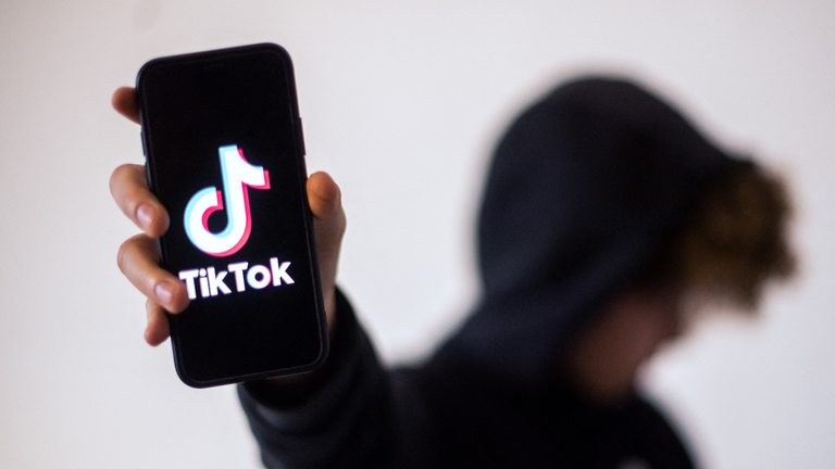 Tons of Popular Songs From Taylor Swift, Drake and More Just Disappeared From TikTok