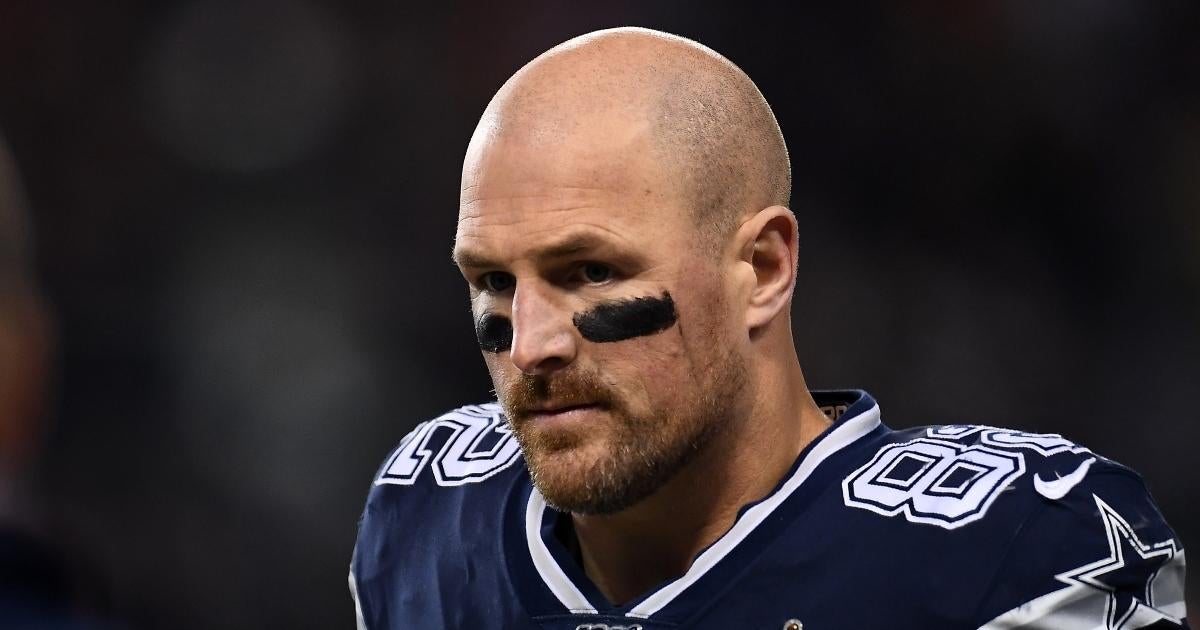 NFL legend Jason Witten is back on the field, now as coach