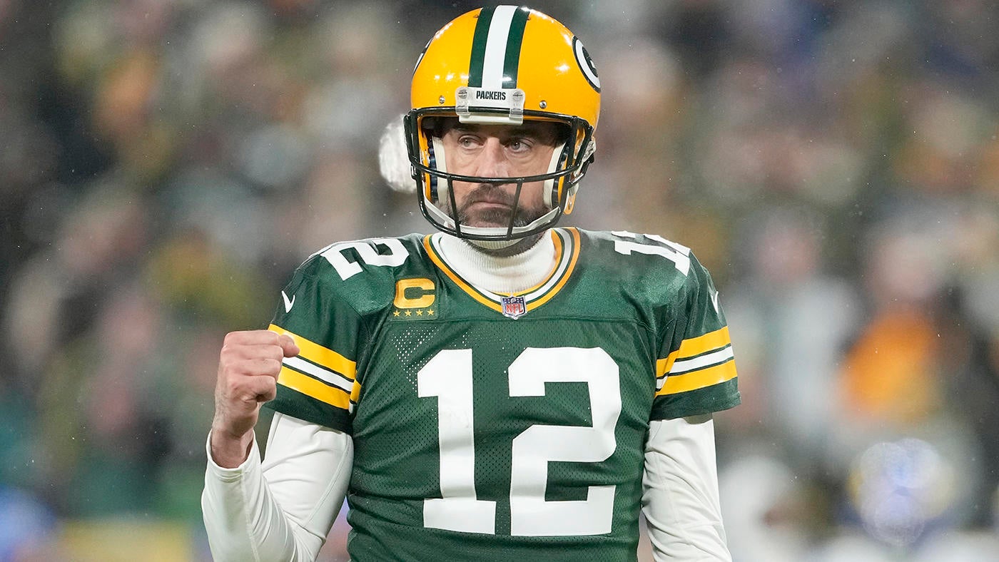 Aaron Rodgers says Packers can 'definitely' make strong push for NFL playoffs, win final three games