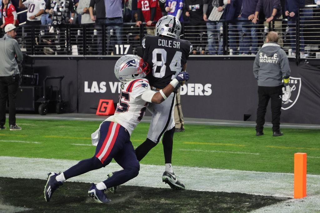NFL VP of officiating explains why Raiders controversial TD catch didn't get overturned against Patriots