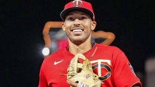 Carlos Correa, Giants agree to deal