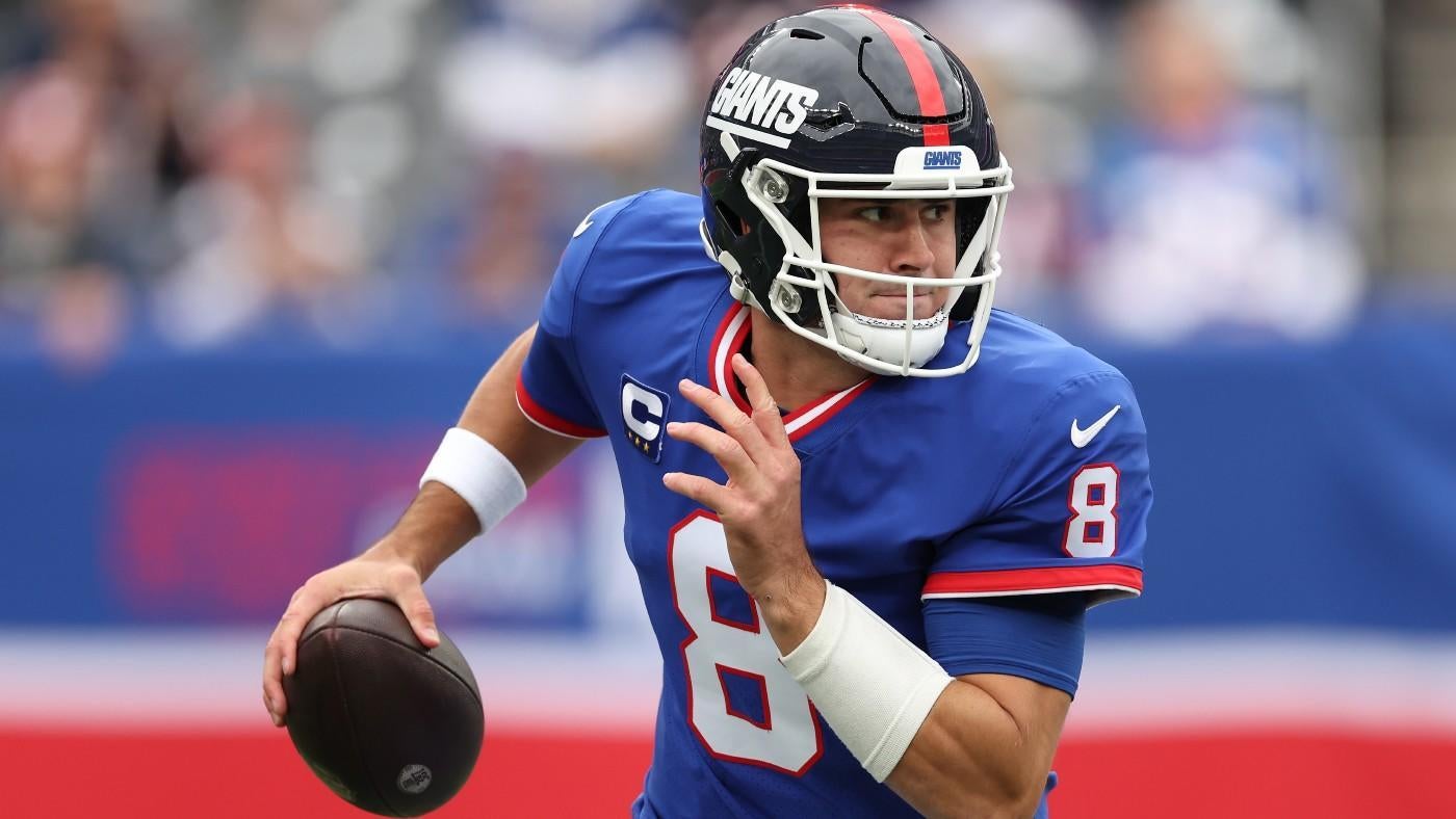 Assessing Daniel Jones' season and what type of contract the Giants could give the improved QB thumbnail