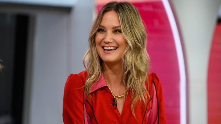 Sugarland's Jennifer Nettles to Host Dating Show for Farmers