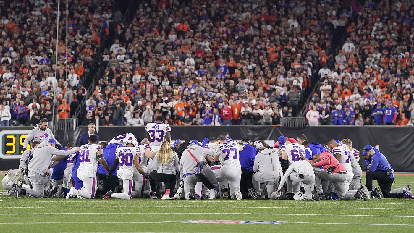 Damar Hamlin menderita serangan jantung: NFL mengatakan keputusan tentang pertandingan Bills-Bengals akan dibuat ‘dalam beberapa hari mendatang’