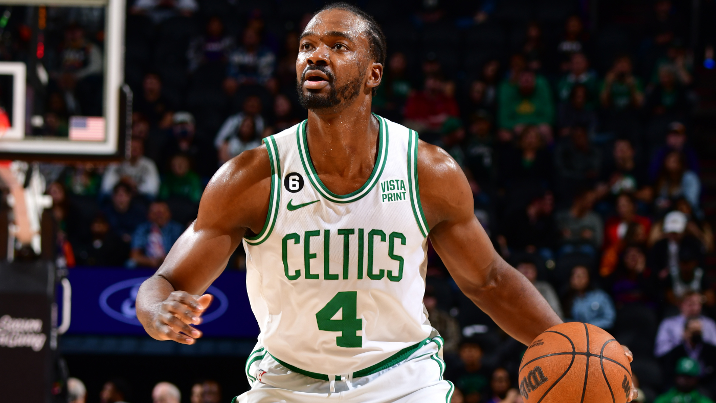 Celtics trade Noah Vonleh, cash to Spurs to open up roster spot, per report