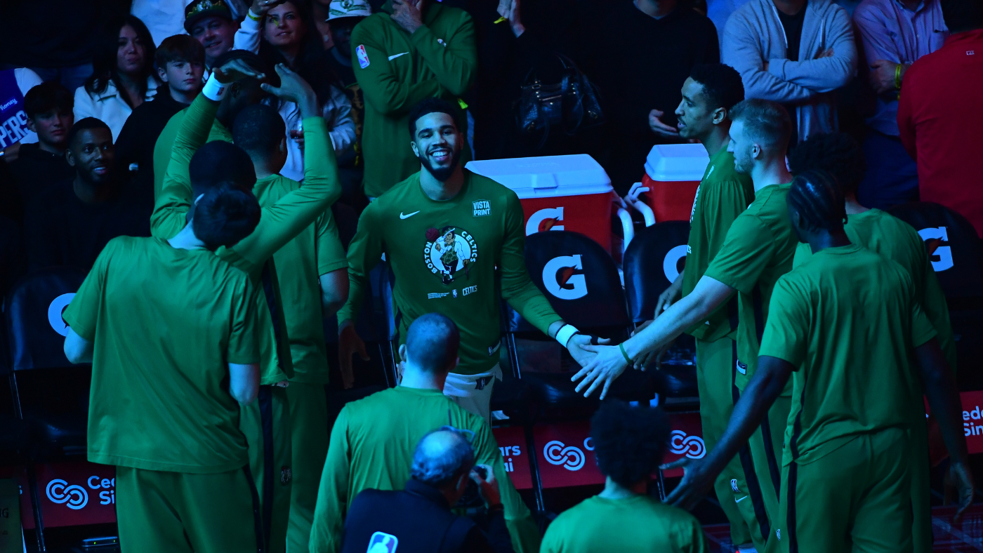 Untuk tim seperti Boston Celtics, mengelola kebisingan sama pentingnya dengan mengelola permainan