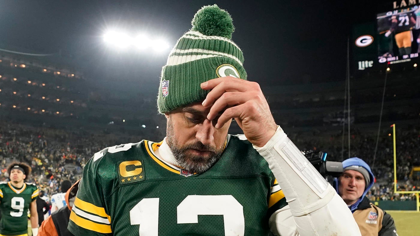 Agent's Take: How Aaron Rodgers' future decision affects the Packers' bottom line