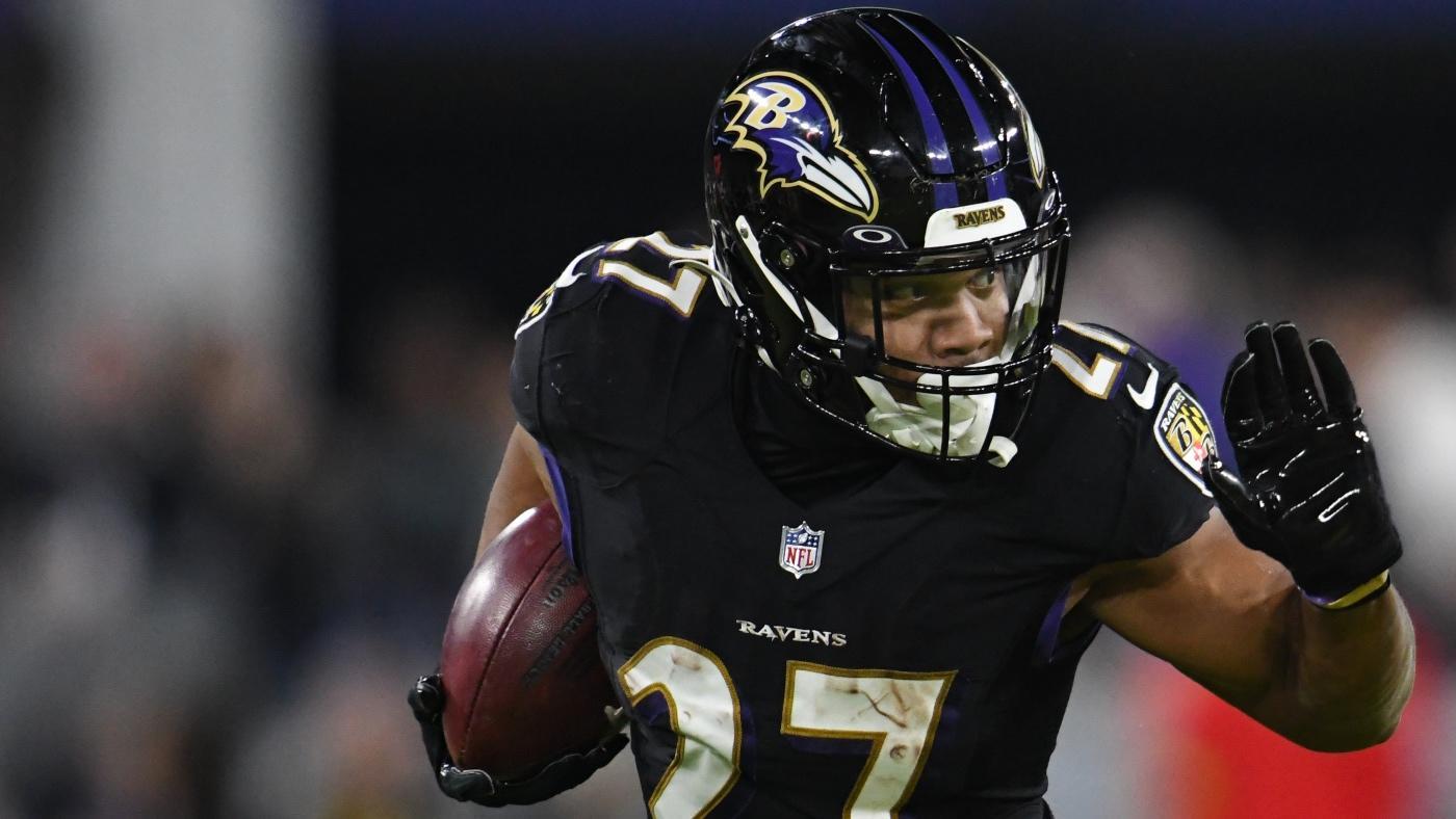 NFL playoff player props, expert picks, odds, bets for Super Wild Card Sunday: J.K. Dobbins over 59.5 yards
