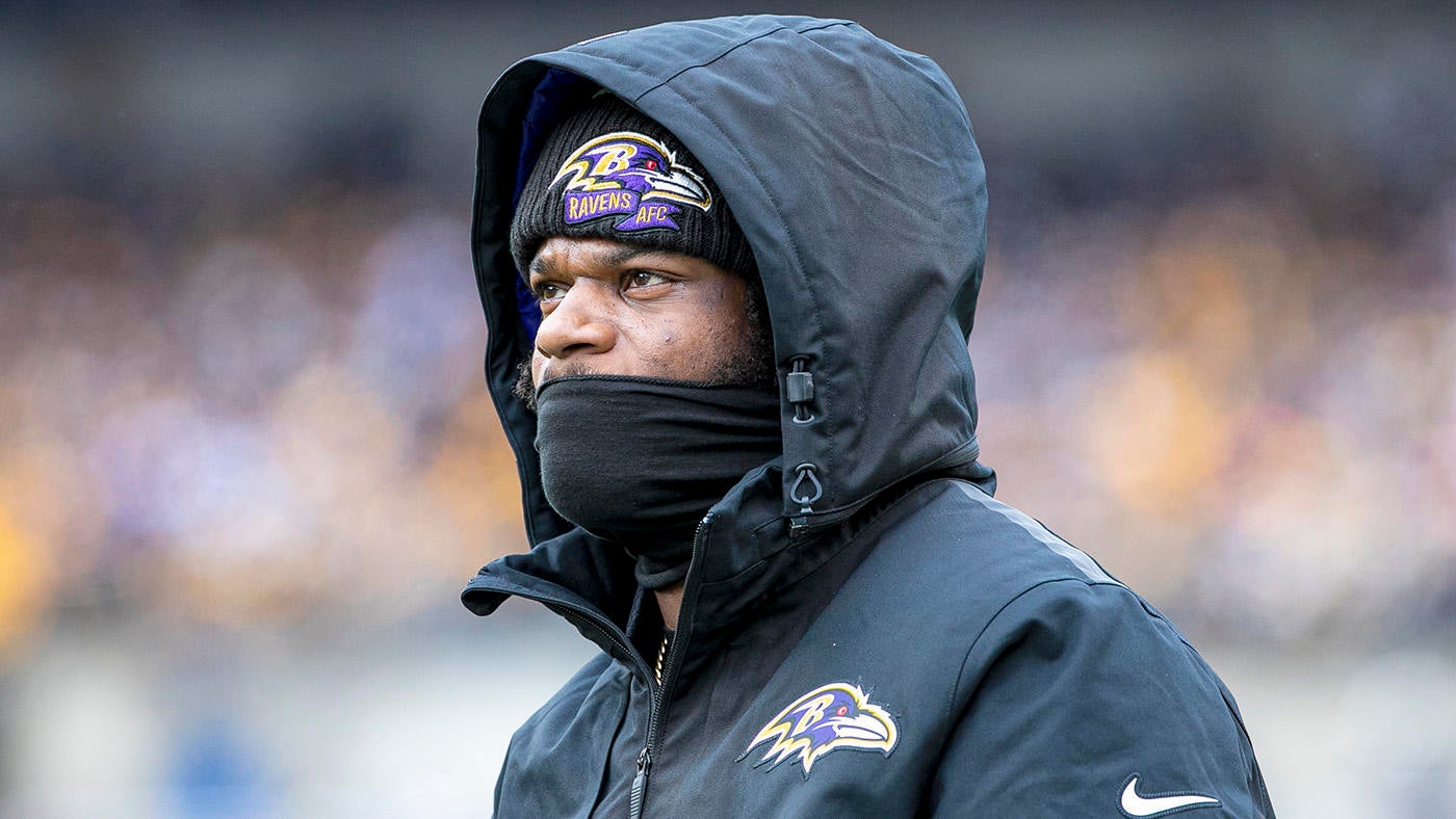Michael Vick calls out Ravens' Lamar Jackson for missing NFL playoff game with PCL sprain: 'Put a brace on it'