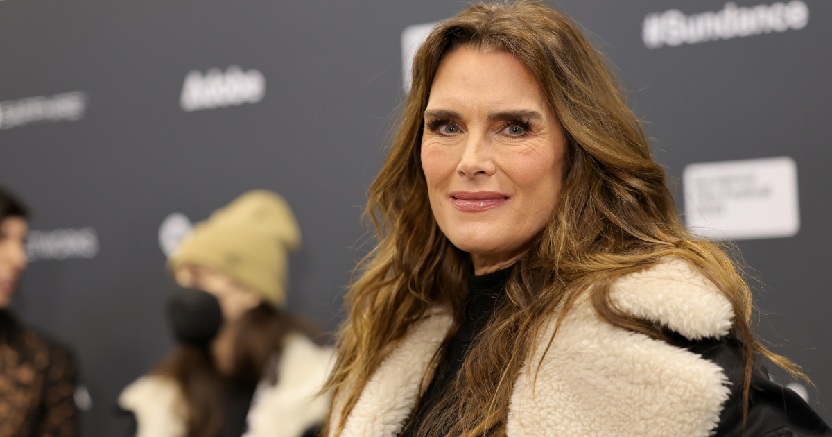 Brooke Shields Recalls Running Butt Naked From The Room After Losing Virginity To Ex Dean Cain