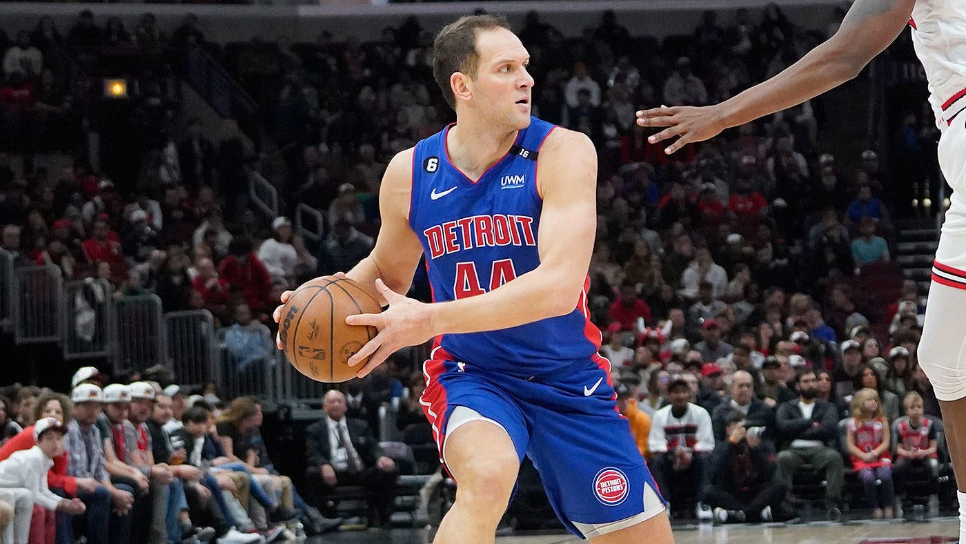 Bojan Bogdanovic injury update: Pistons forward out for four weeks with right calf strain